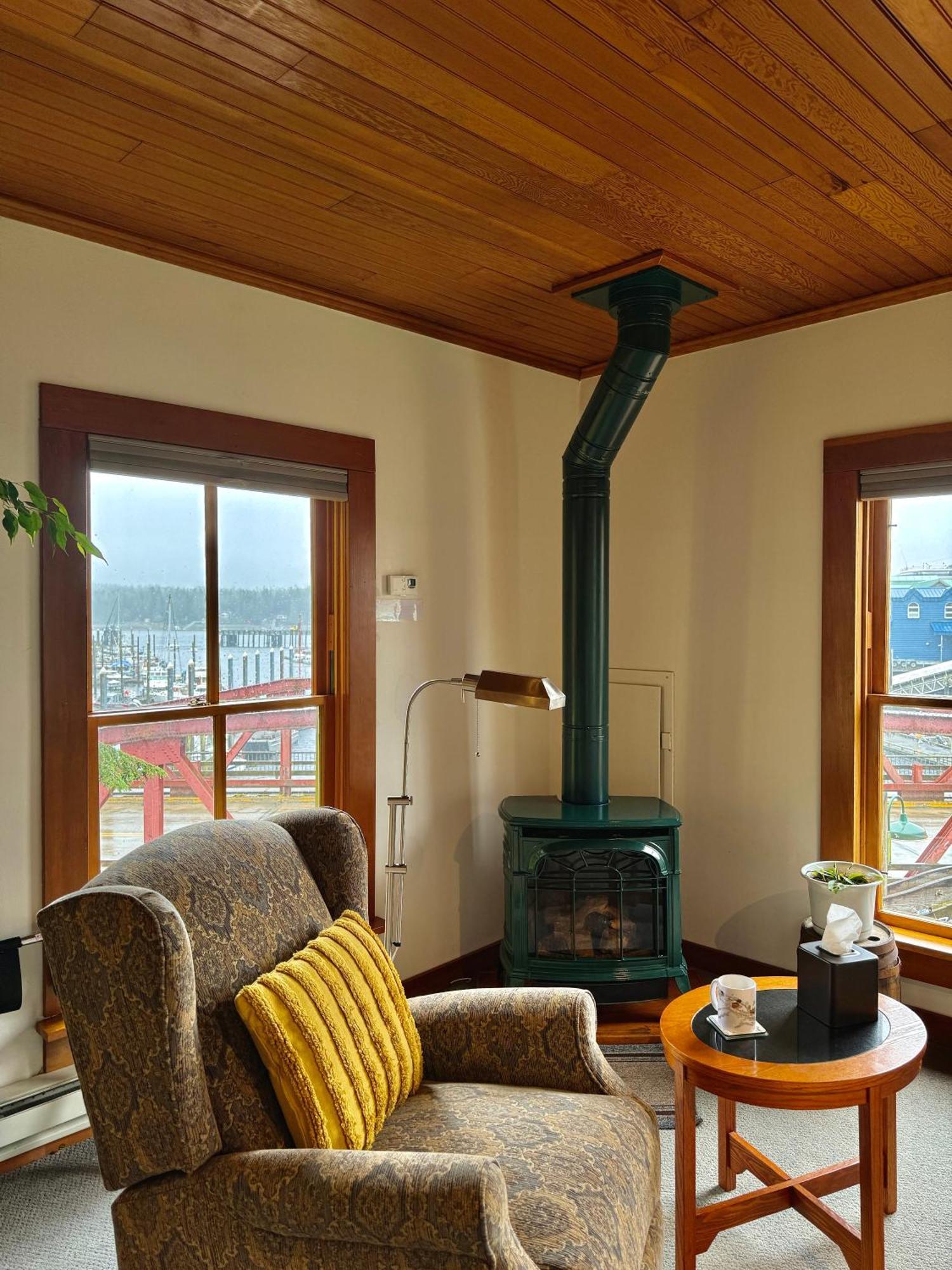 Inn At Creek Street Ketchikan Exterior photo